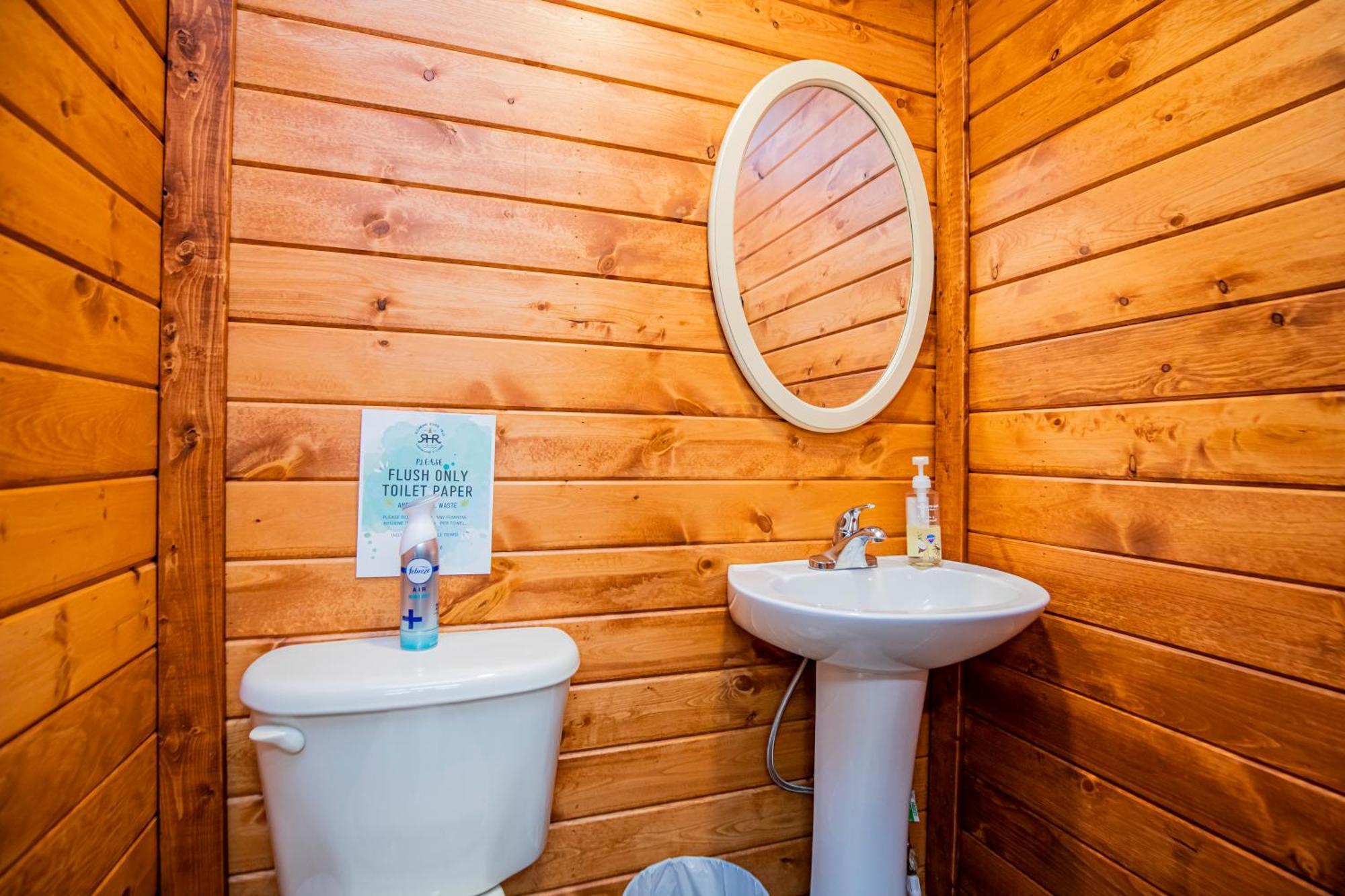 Roaring River Luxury Glamping #1 Cassville 外观 照片